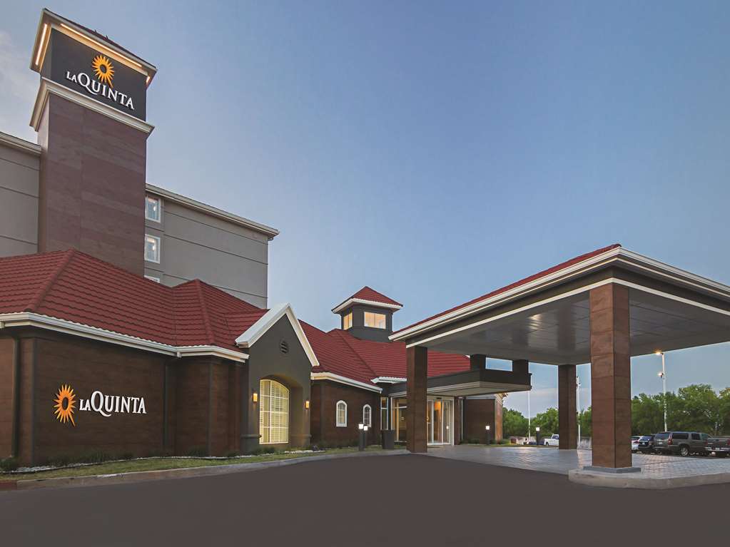 Hotel La Quinta By Wyndham Oklahoma City - Nw Expwy Exterior foto